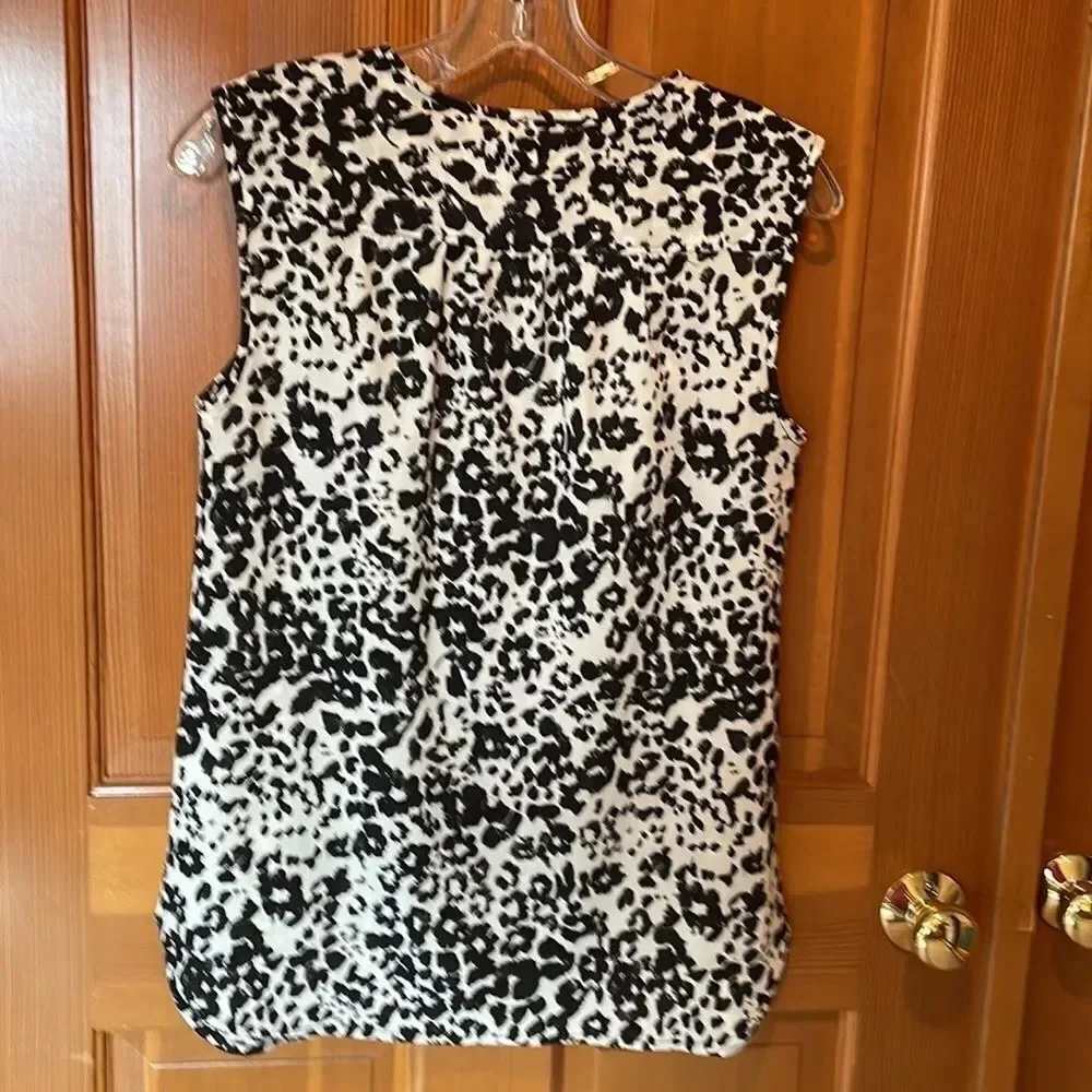 J.CREW black and white woman’s tank top